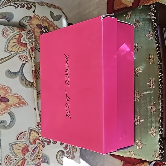 Betsey Johnson Polkadot Pumps - Picture 11 of 12